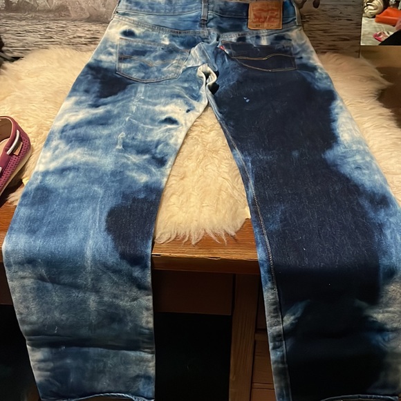 Tie dyed Levi’s 501 jeans - Picture 7 of 8
